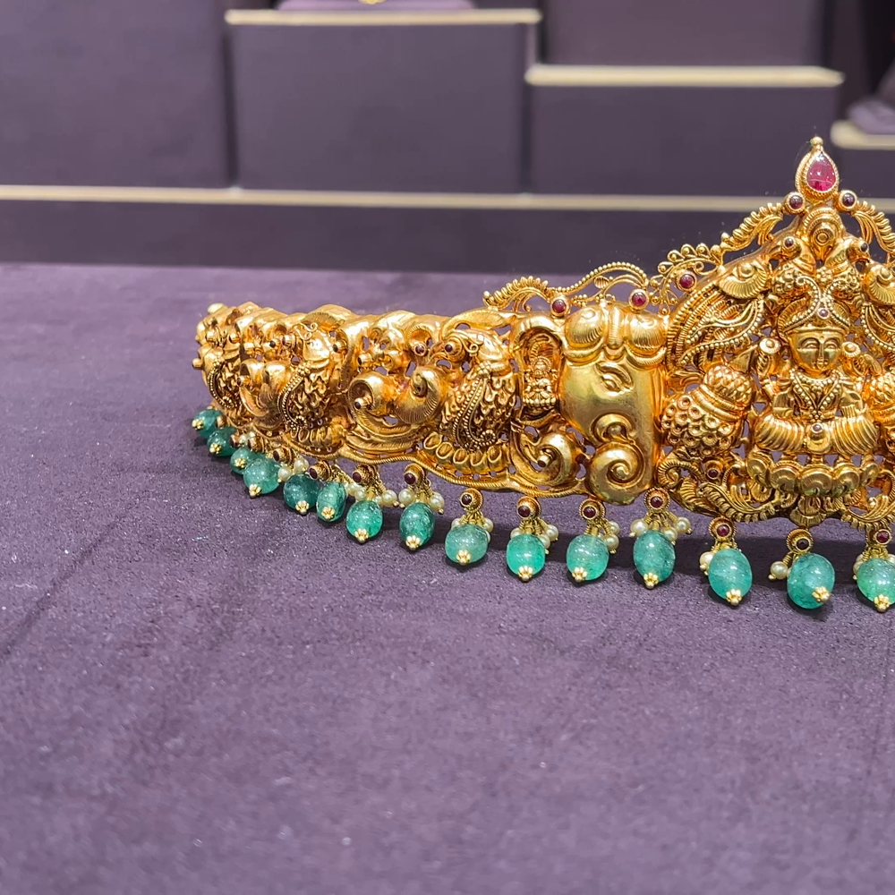 CMR 112.893gms VADDANAM 22K Nakshi