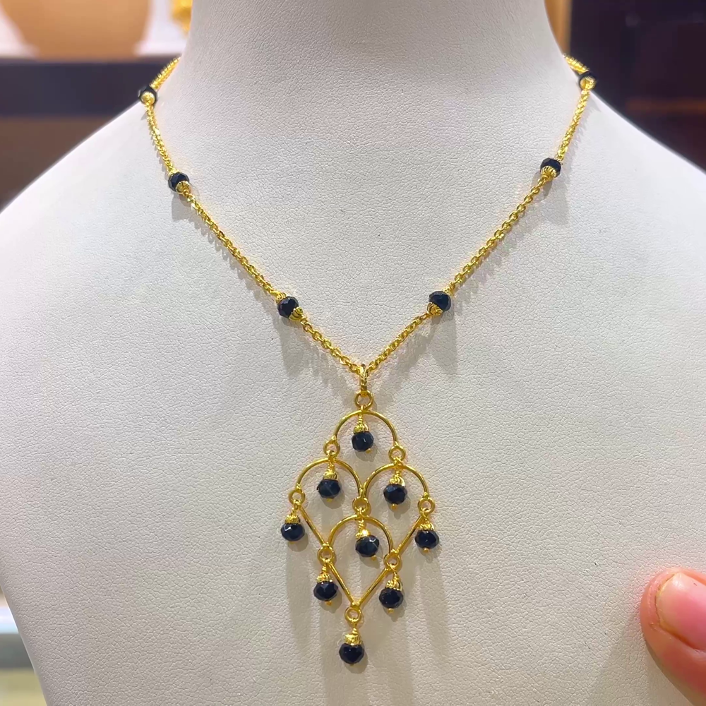 CHANDANA Brothers 8.04gms SHORT BLACK BEADS 22K Yellow Gold