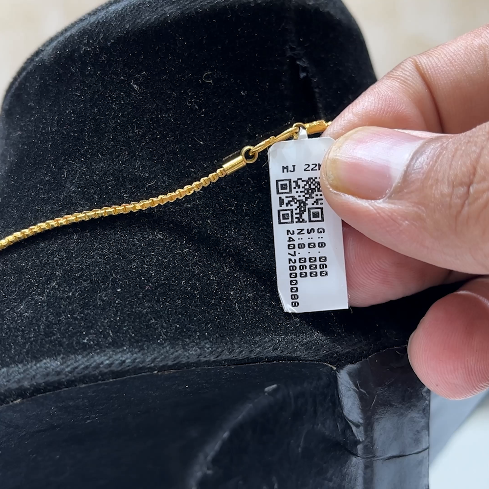 MUKUNDA JEWELLERS 8.06gms CHAINS 22K Yellow Gold