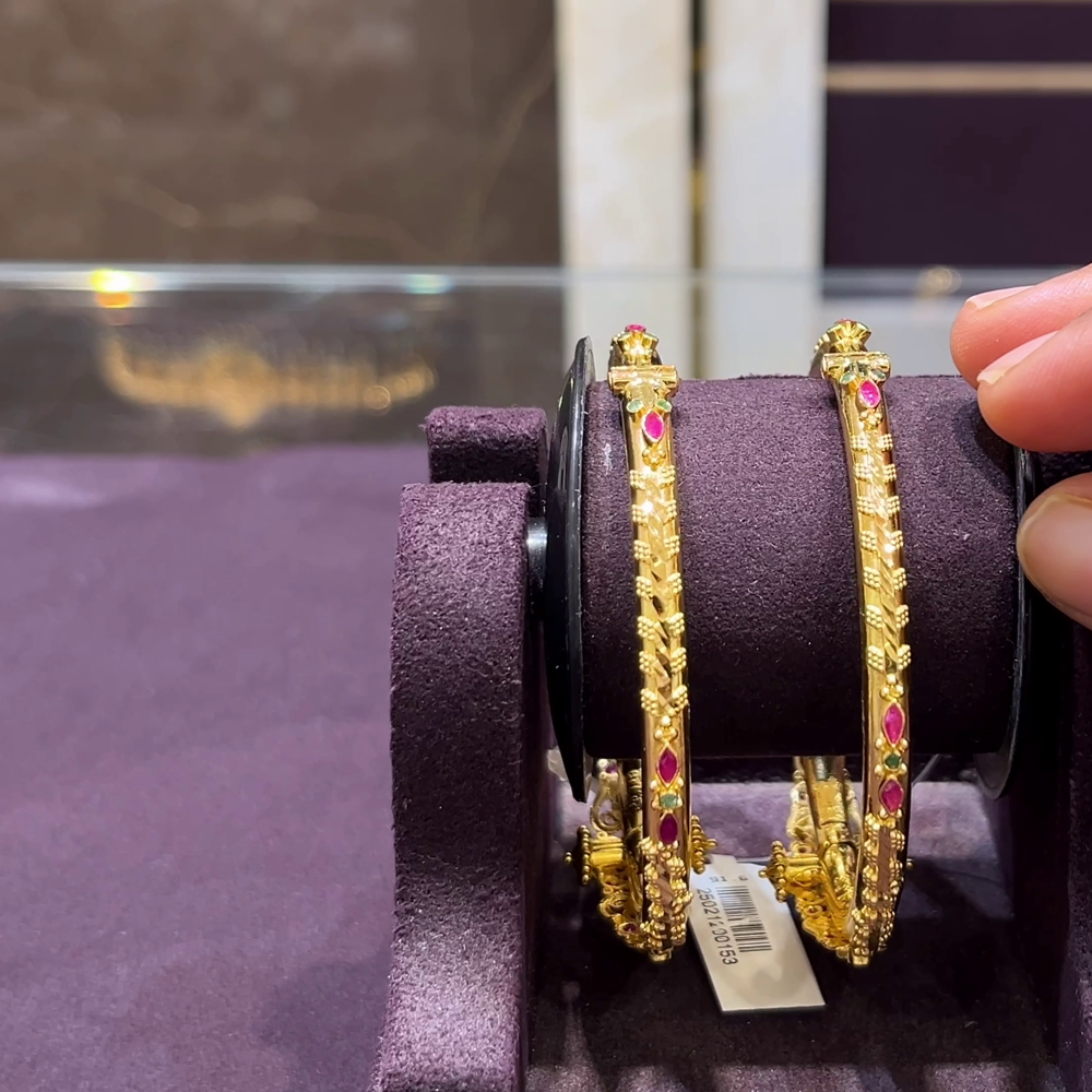 CMR 34.06gms BANGLES 22K Nakshi