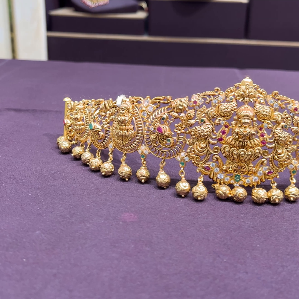 CMR 124.805gms VADDANAM 22K Nakshi