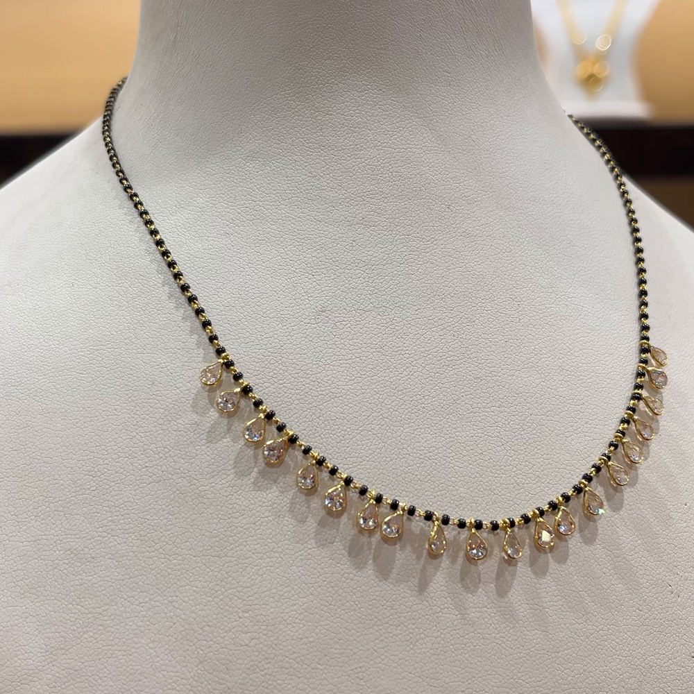 CHANDANA Brothers 3.26gms SHORT BLACK BEADS 22K Nakshi