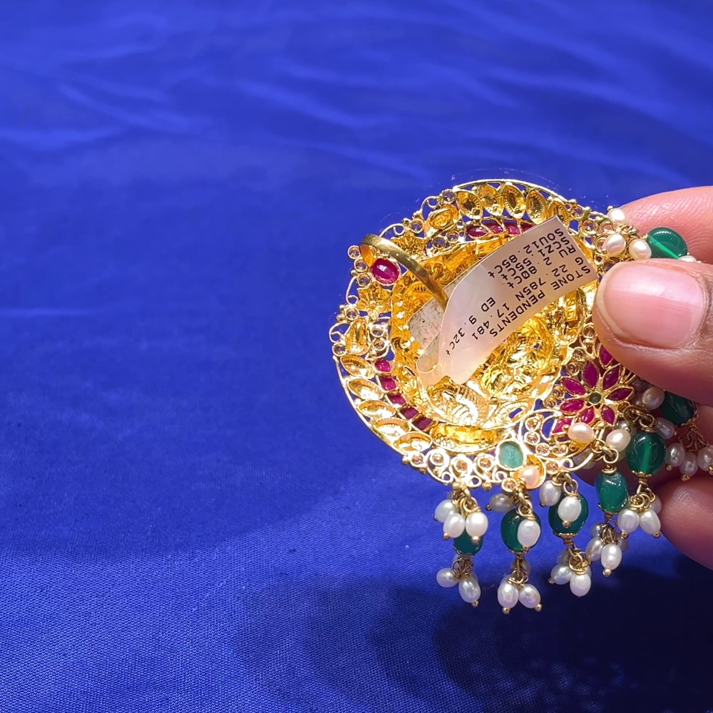 CMR 17.481gms Pendent 22K Nakshi