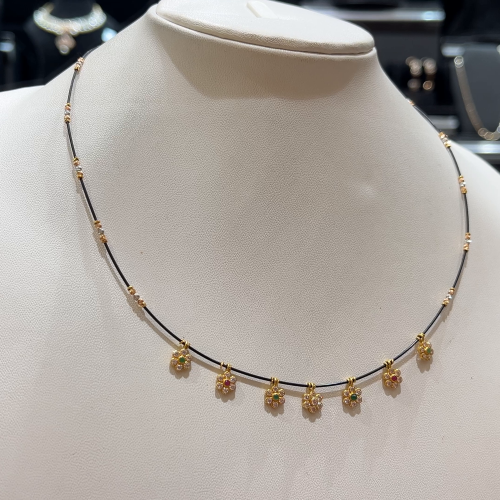 RS BROTHERS 4.25gms SHORT BLACK BEADS 22K Yellow Gold