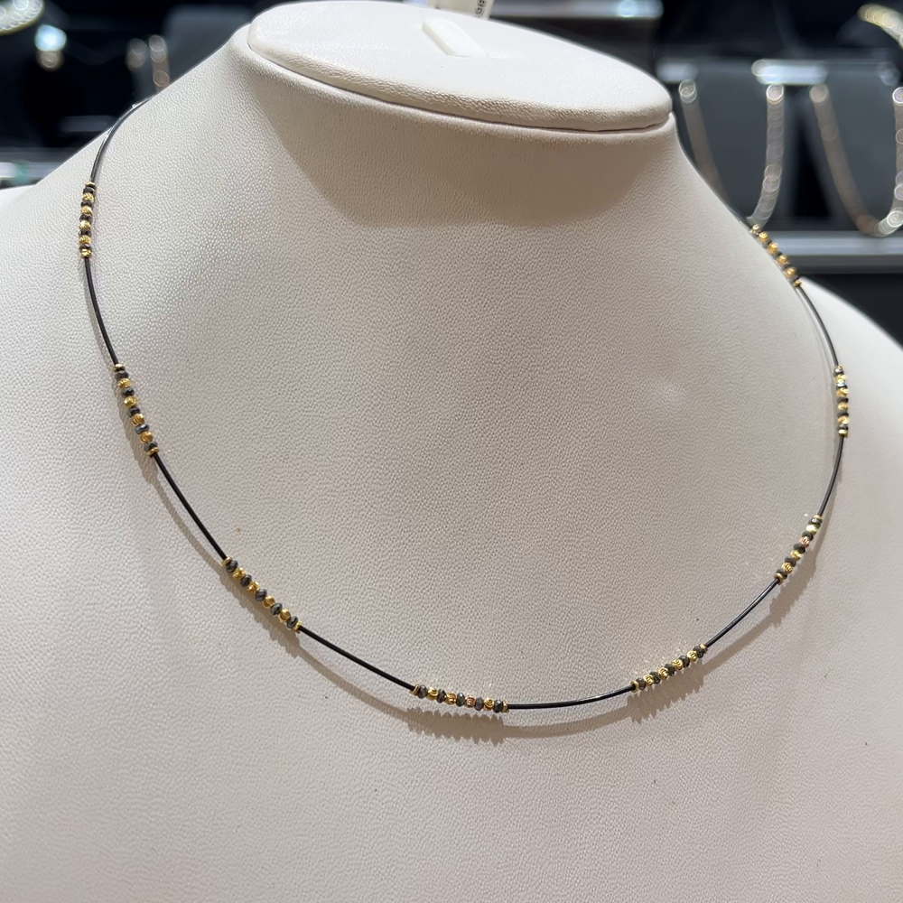 RS BROTHERS 1.943gms SHORT BLACK BEADS 22K Yellow Gold