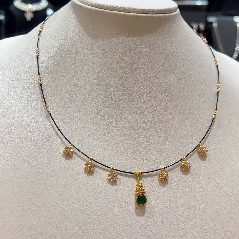 RS BROTHERS 5.082gms SHORT BLACK BEADS 22K Yellow Gold