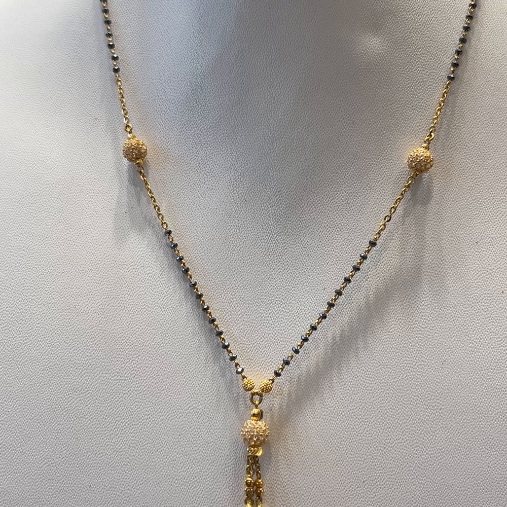 CMR 6.655gms SHORT BLACK BEADS 22K Nakshi