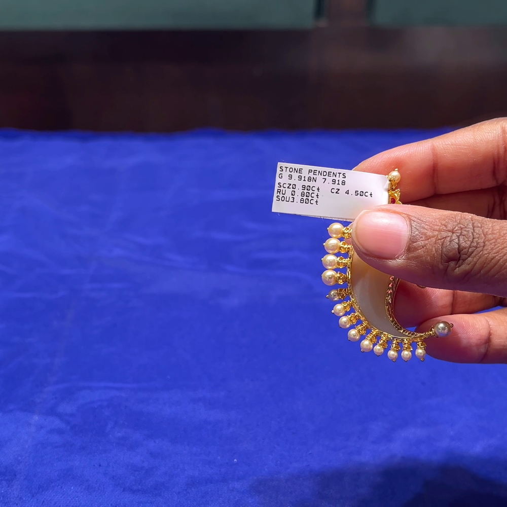 CMR 7.918gms Pendent 22K Nakshi