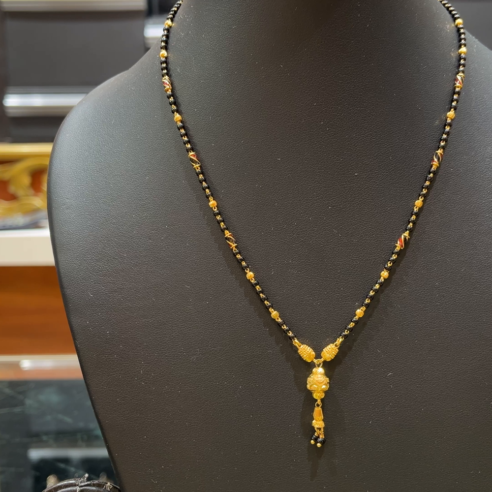 RS BROTHERS 7.869gms SHORT BLACK BEADS 22K Yellow Gold