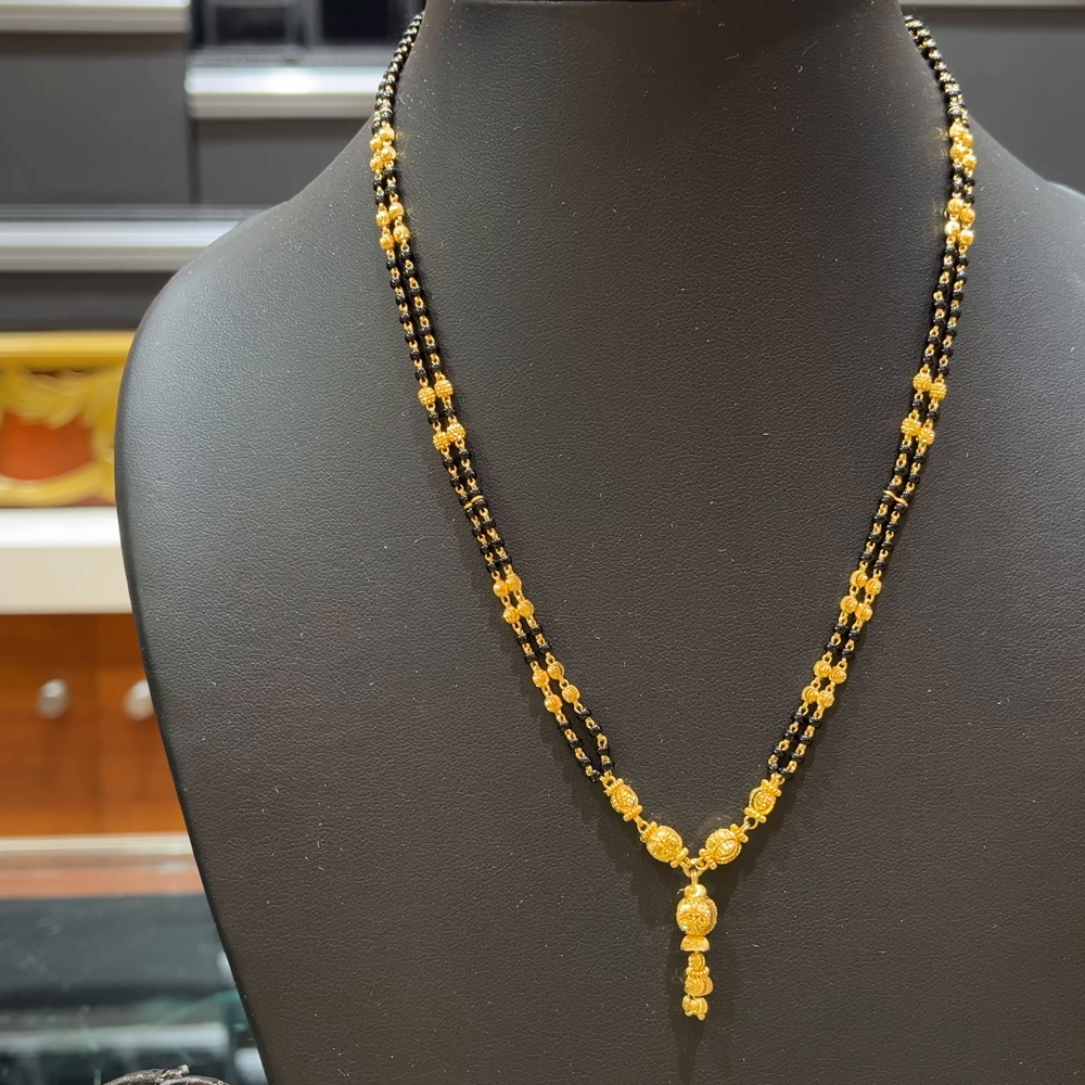 RS BROTHERS 11.422gms SHORT BLACK BEADS 22K Yellow Gold