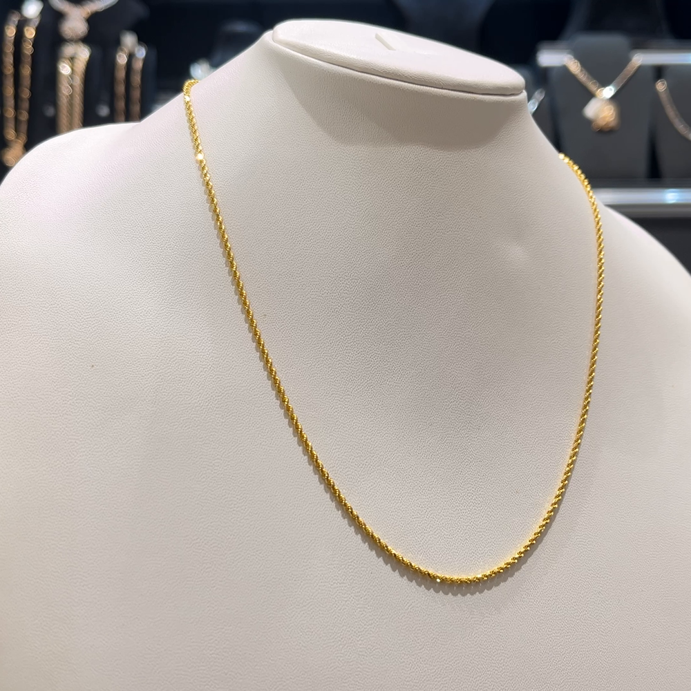 RS BROTHERS 8.25gms CHAINS 22K Yellow Gold