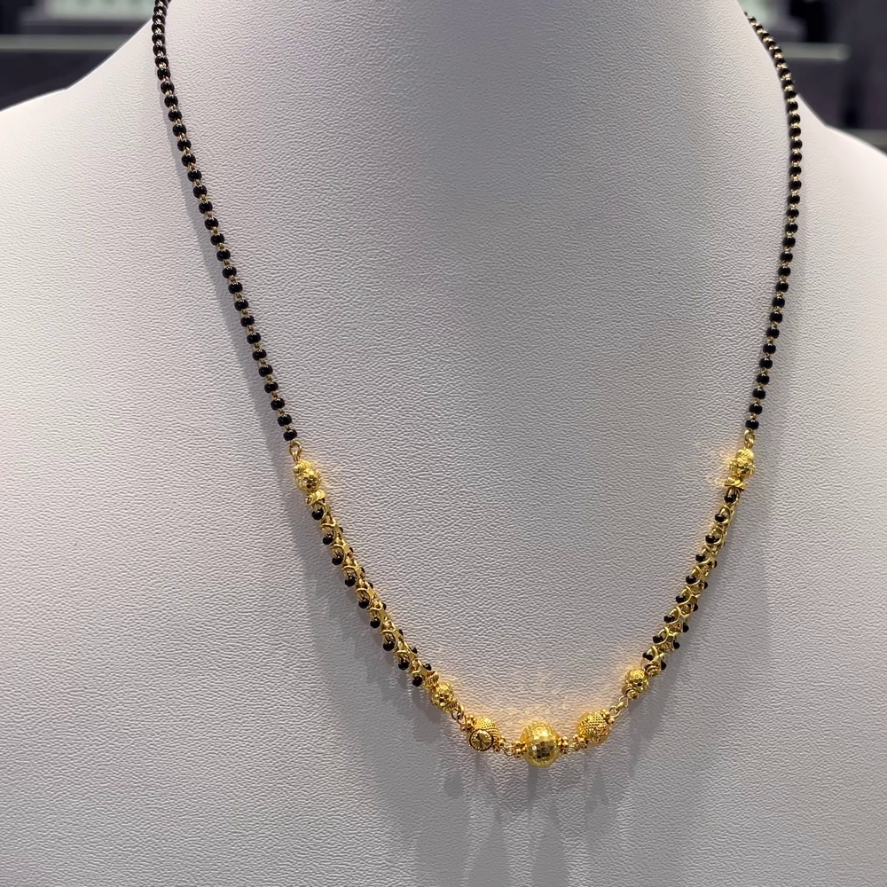 Anu Jewellers 8.57gms SHORT BLACK BEADS 22K Yellow Gold