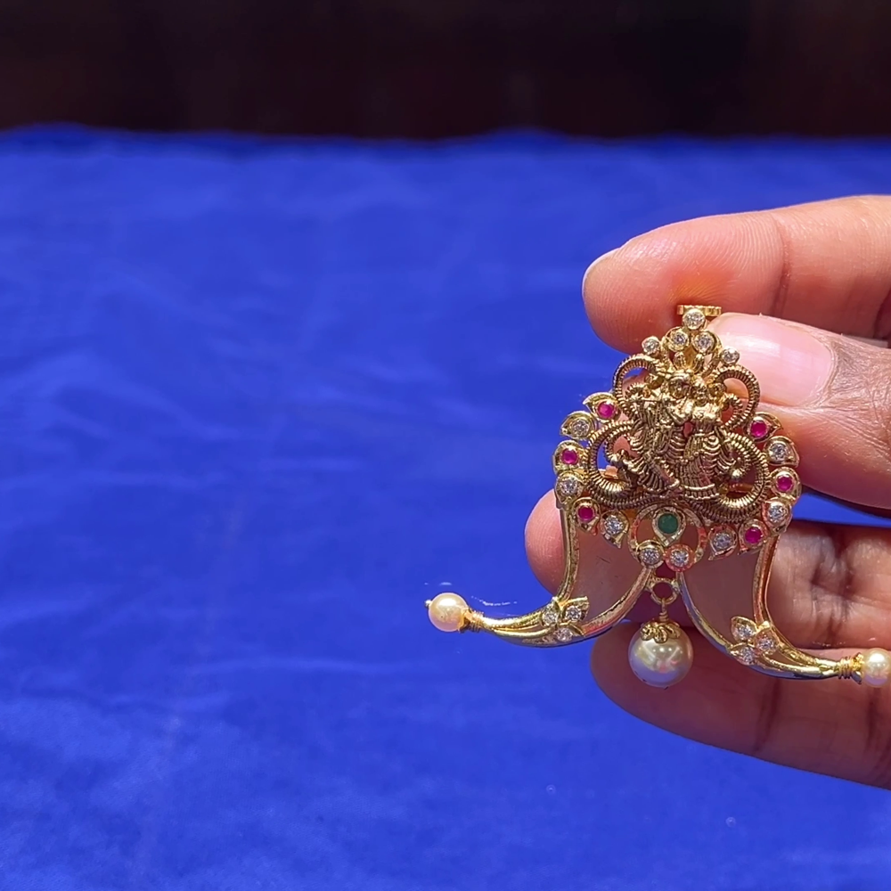 CMR 8.635gms Pendent 22K Nakshi