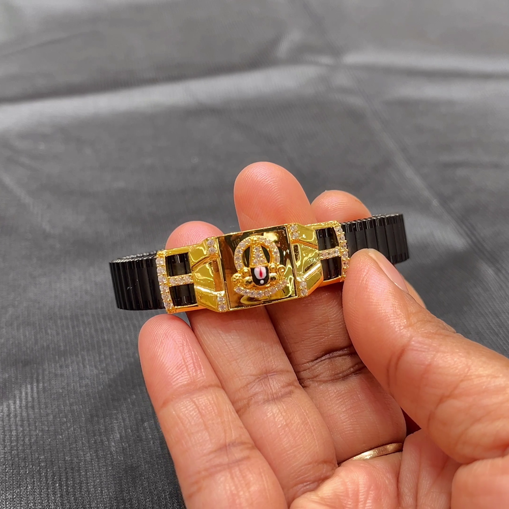 Anu Jewellers 8.233gms Bracelets 22K Yellow Gold