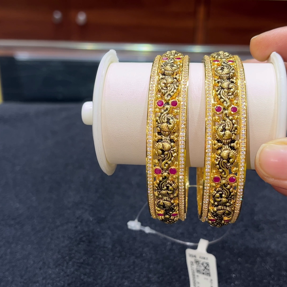RS BROTHERS 42.202gms BANGLES 22K Nakshi