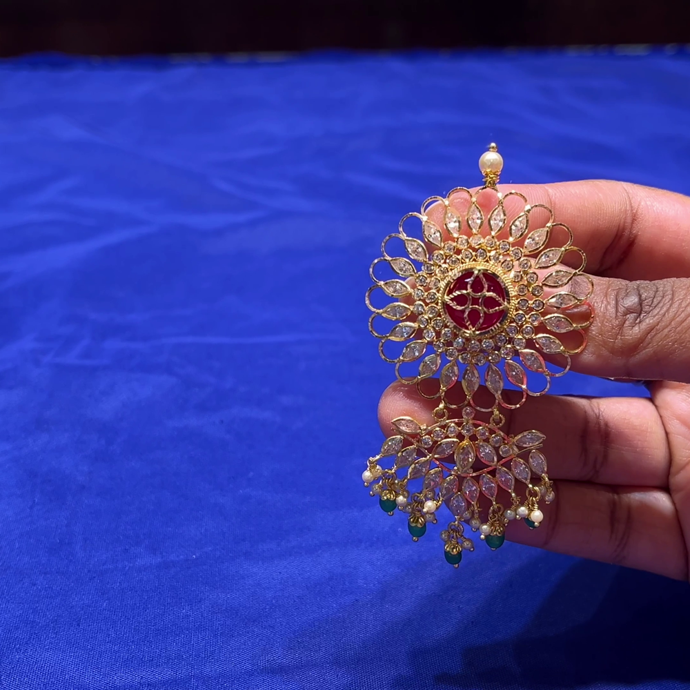 CMR 9.028gms Pendent 22K Nakshi