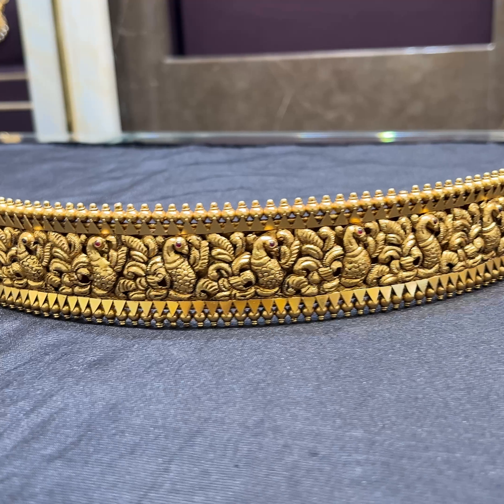 CMR 163.48gms VADDANAM 22K Nakshi