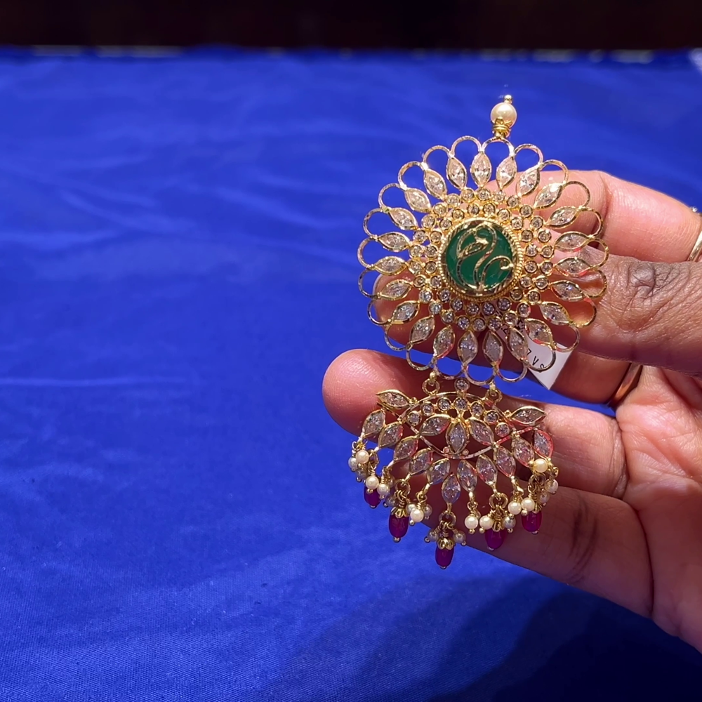 CMR 8.96gms Pendent 22K Nakshi