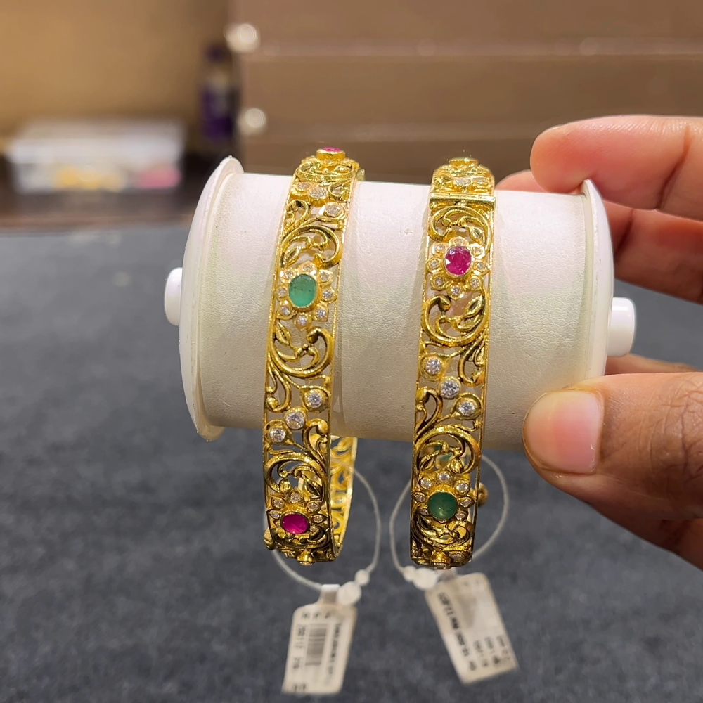 CHANDANA Brothers 17.3gms BANGLES 22K Yellow Gold