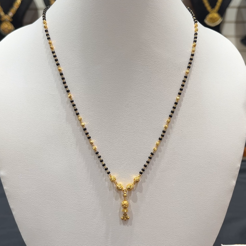 RS BROTHERS 7.158gms SHORT BLACK BEADS 22K Yellow Gold