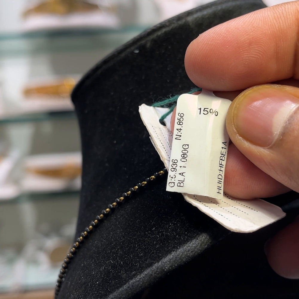 Anu Jewellers 4.856gms SHORT BLACK BEADS 22K Yellow Gold