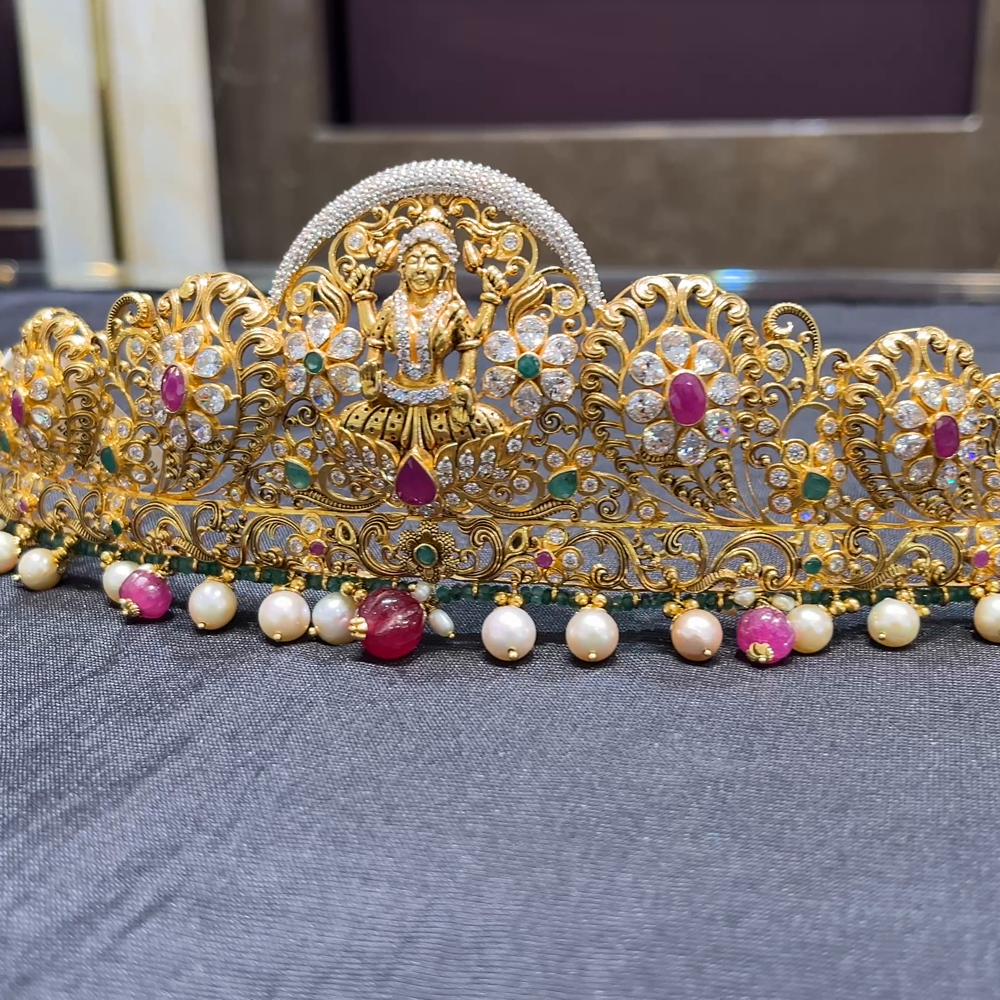 CMR 128.255gms VADDANAM 22K Nakshi