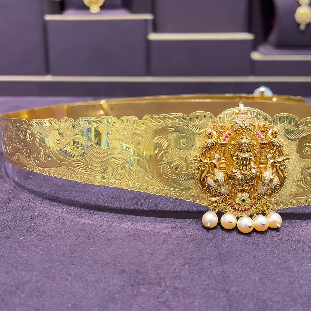 CMR 113.85gms VADDANAM 22K Nakshi