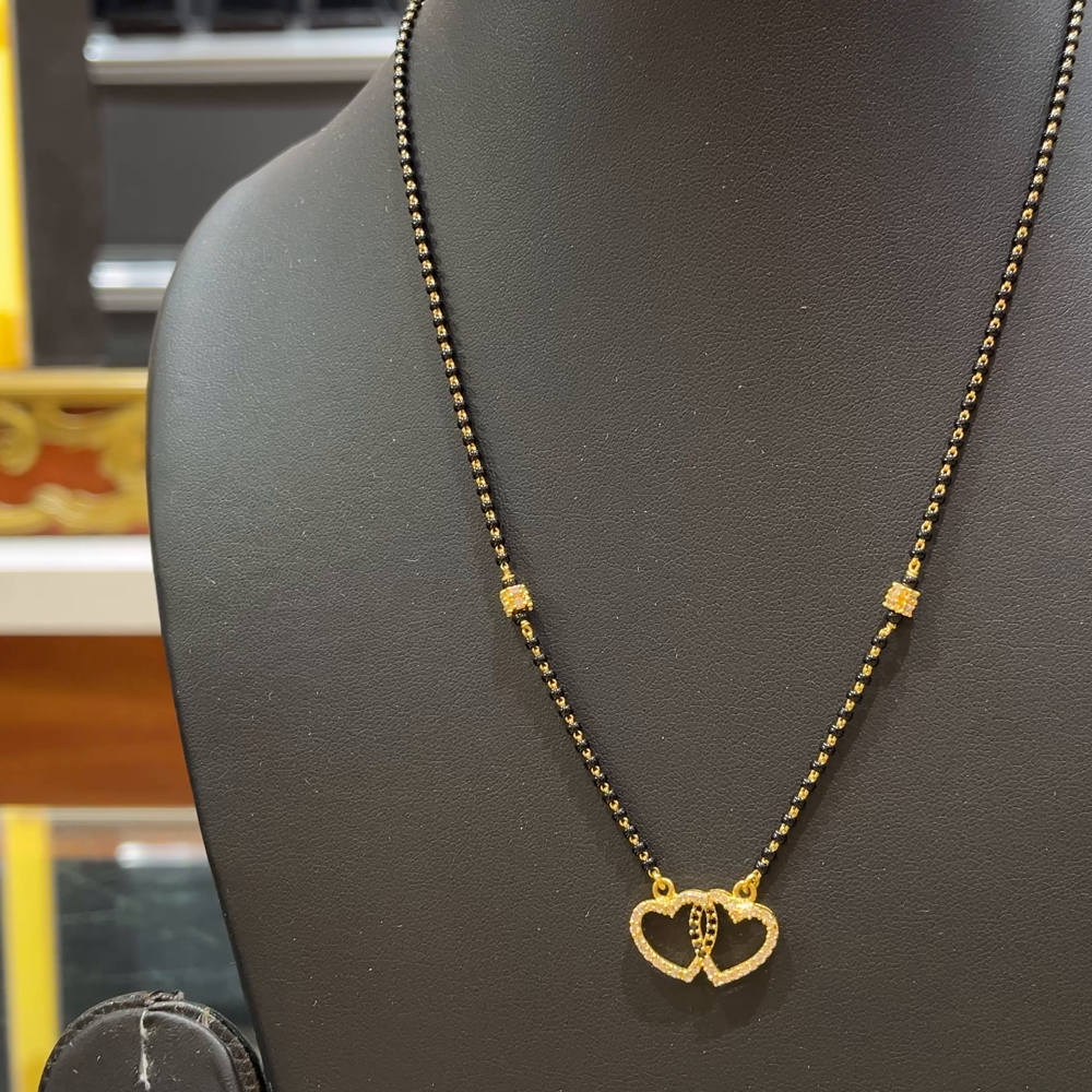 RS BROTHERS 5.615gms SHORT BLACK BEADS 22K Yellow Gold