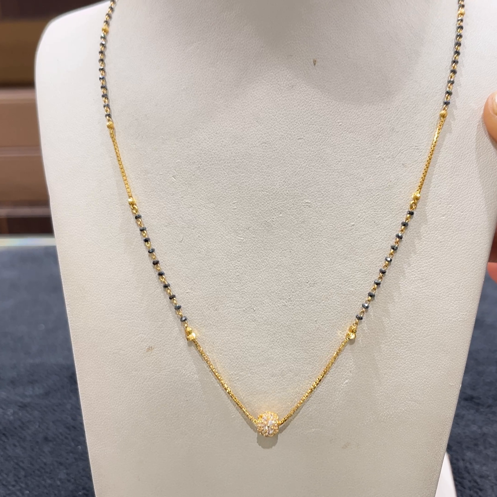 CHANDANA Brothers 4.62gms SHORT BLACK BEADS 22K Yellow Gold