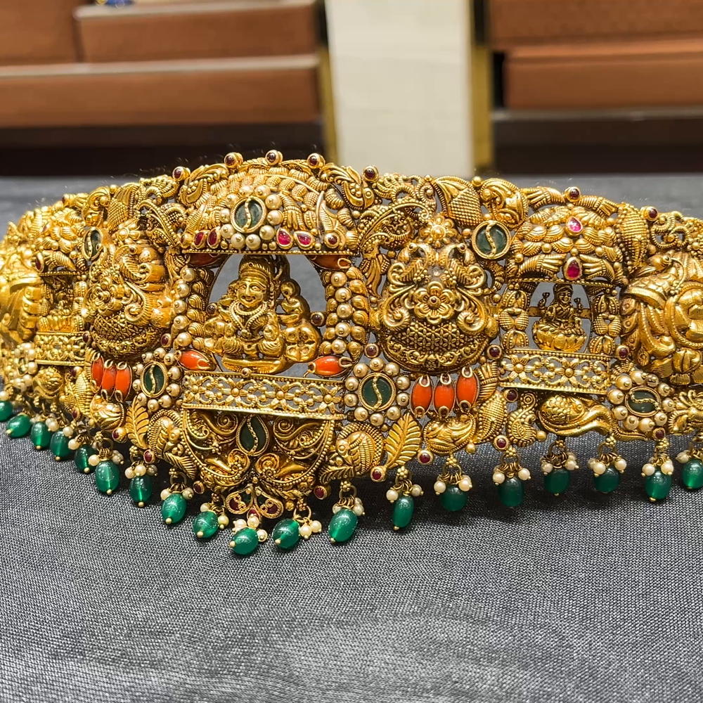 CMR 114.892gms VADDANAM 22K Nakshi