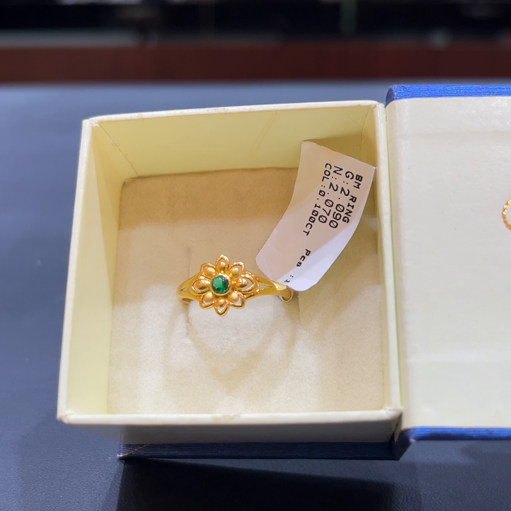 SOUTH INDIA 2.07gms Ring 22K Yellow Gold