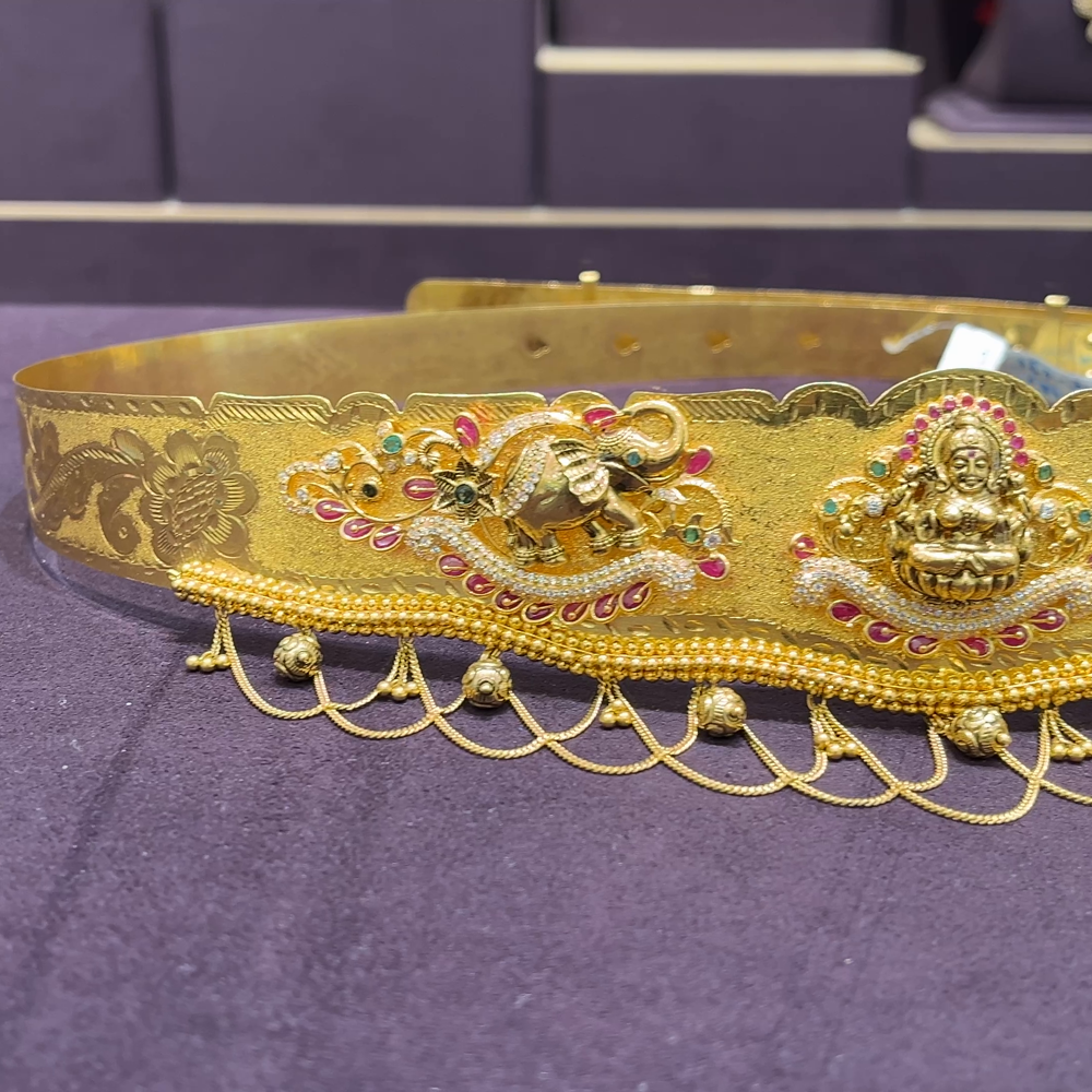 CMR 184.17gms VADDANAM 22K Nakshi