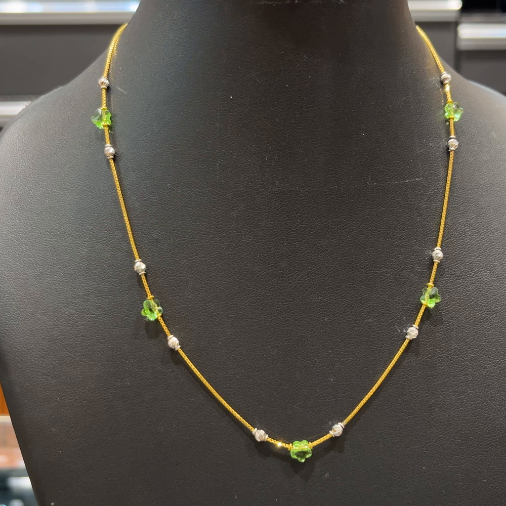 RS BROTHERS 4.403gms CHAINS 22K Yellow Gold