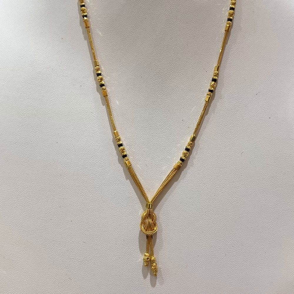 RS BROTHERS 11.757gms SHORT BLACK BEADS 22K Yellow Gold