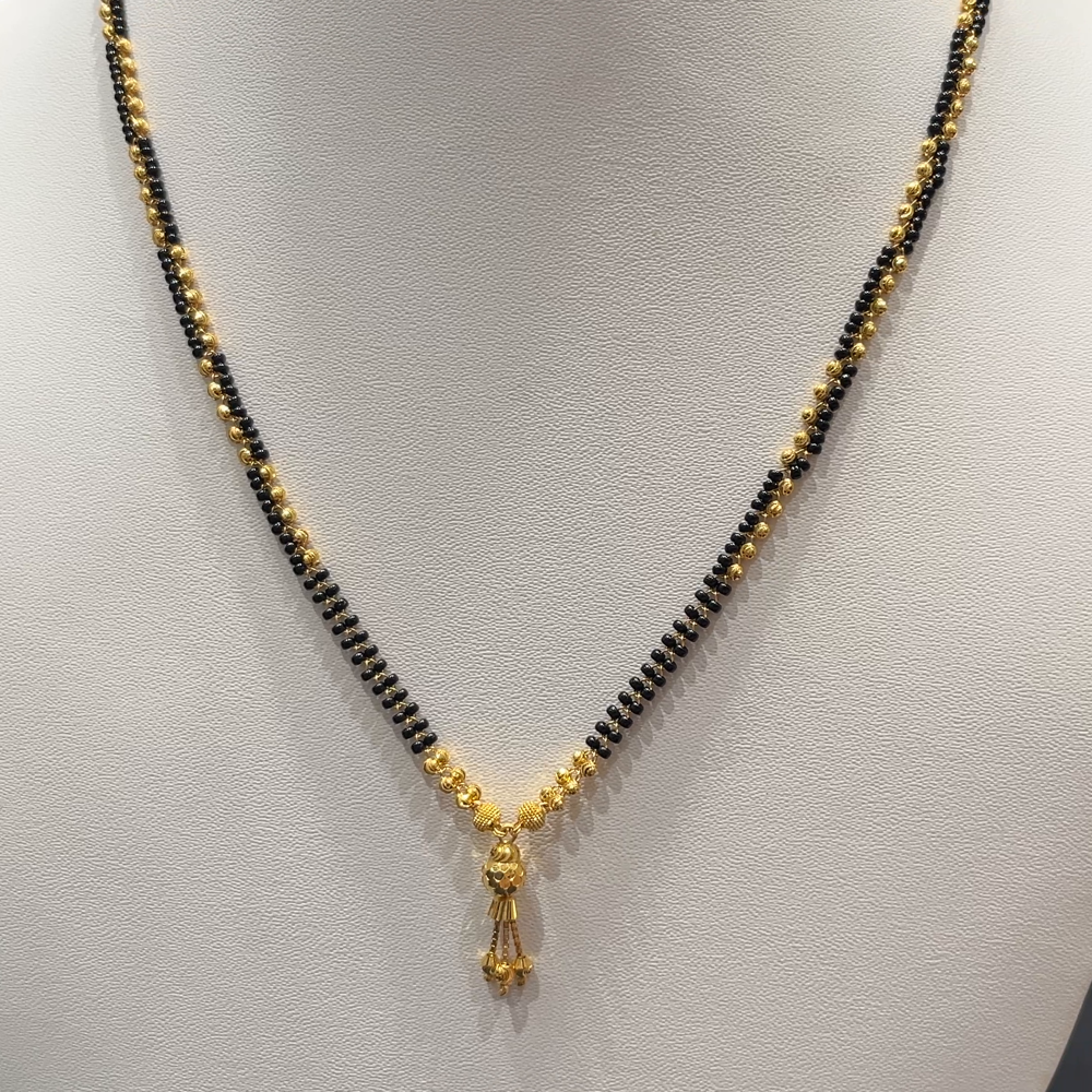 RS BROTHERS 8.21gms SHORT BLACK BEADS 22K Yellow Gold