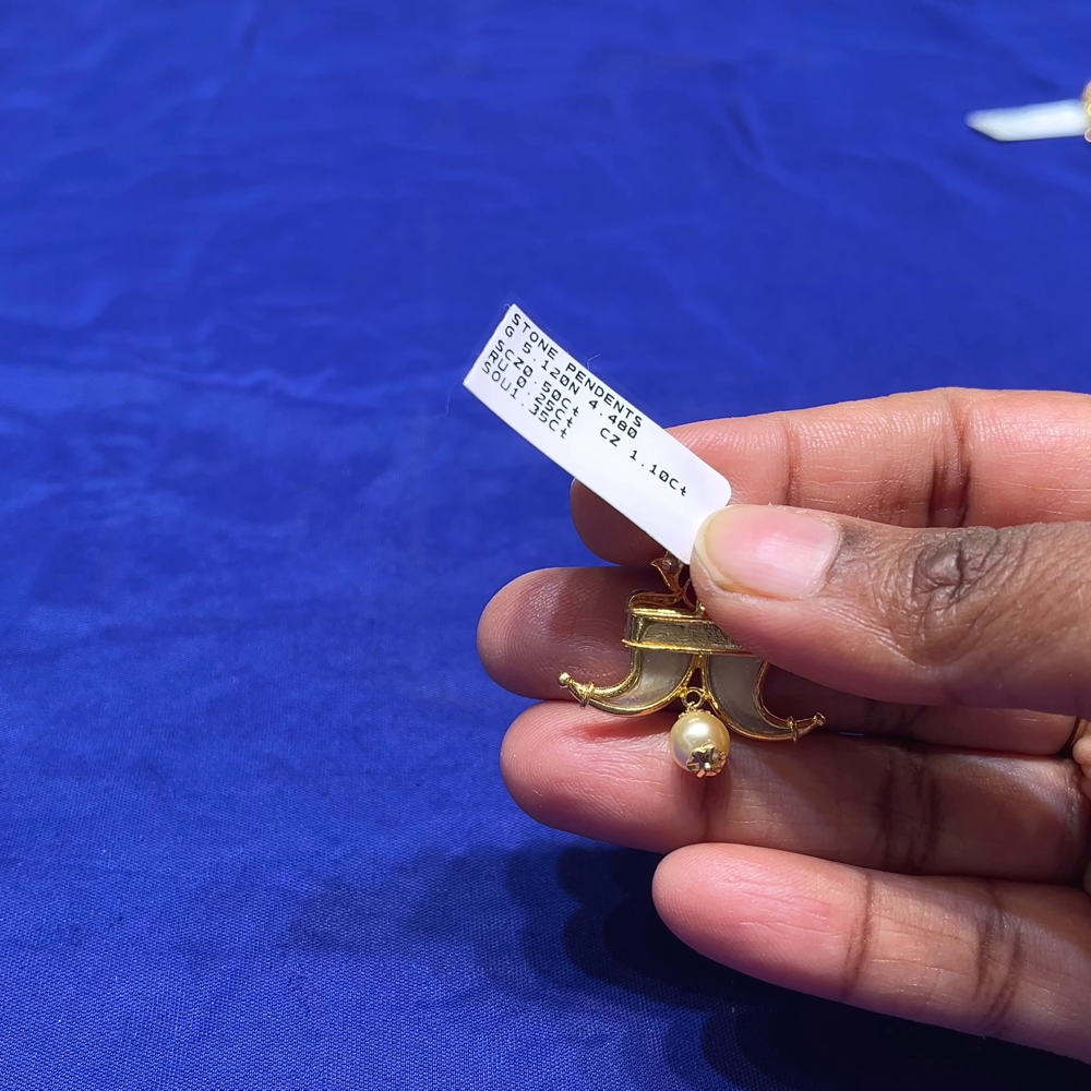 CMR 4.48gms Pendent 22K Nakshi