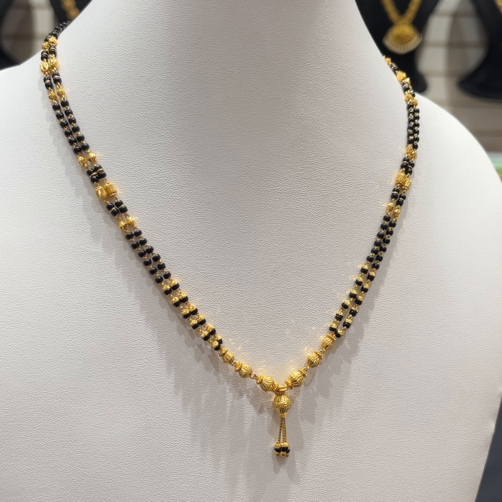 RS BROTHERS 11.156gms SHORT BLACK BEADS 22K Yellow Gold