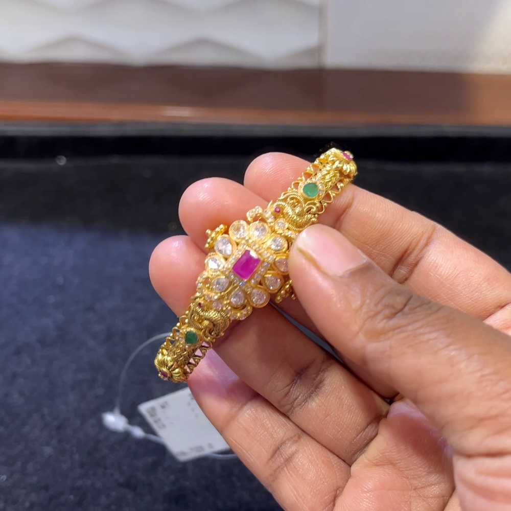 SRI RAM 25.473gms BANGLES 22K Yellow Gold