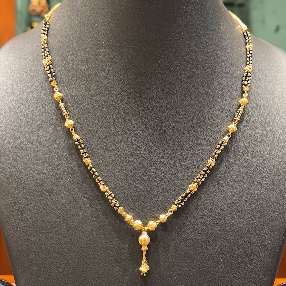 Chennai Shopping Mall SHORT BLACK BEADS 22K Yellow Gold