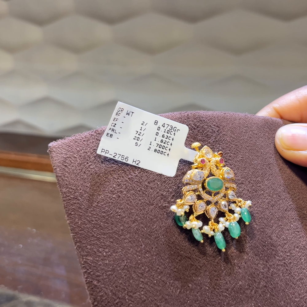 SRI RAM 7.063gms Pendent 22K Nakshi