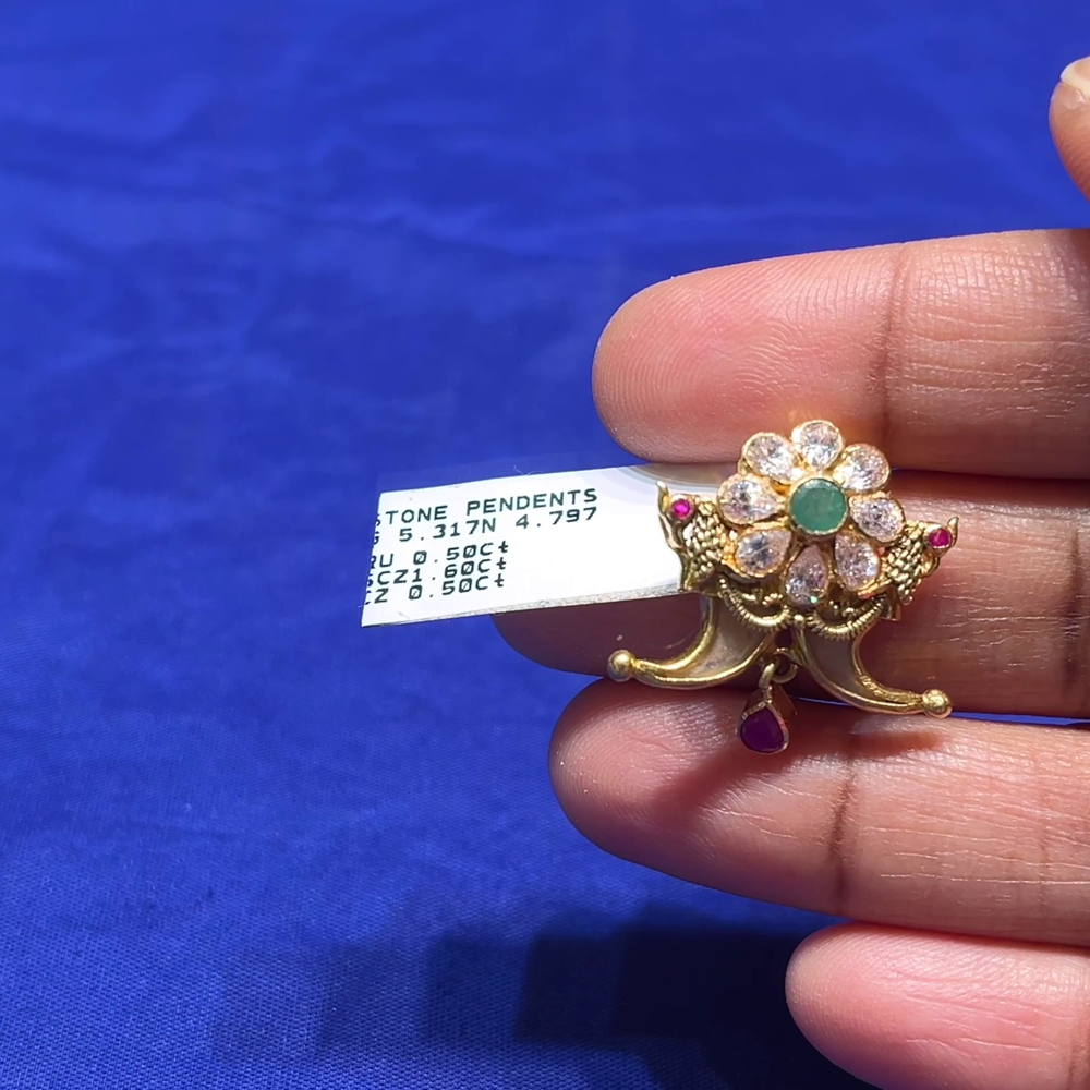 CMR 4.797gms Pendent 22K Nakshi