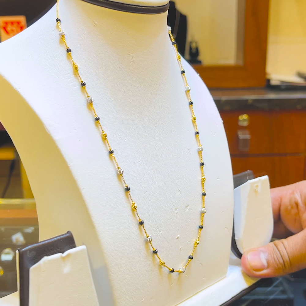 SRI RAM 7.15gms SHORT BLACK BEADS 22K Yellow Gold