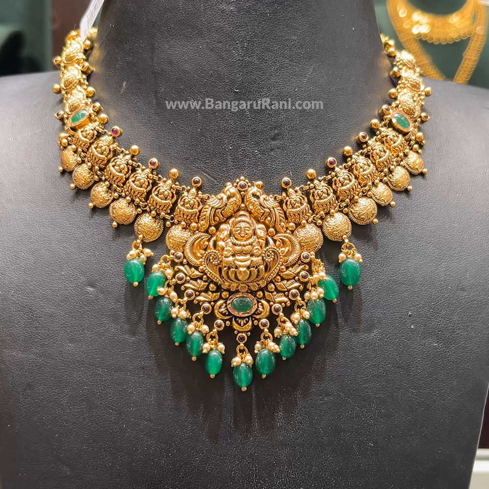 Traditional hot sale gold necklace
