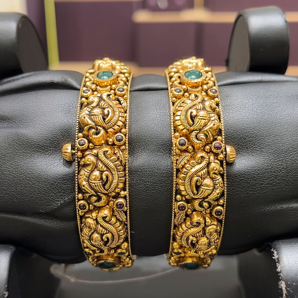 CMR 41.55gms BANGLES 22K Nakshi