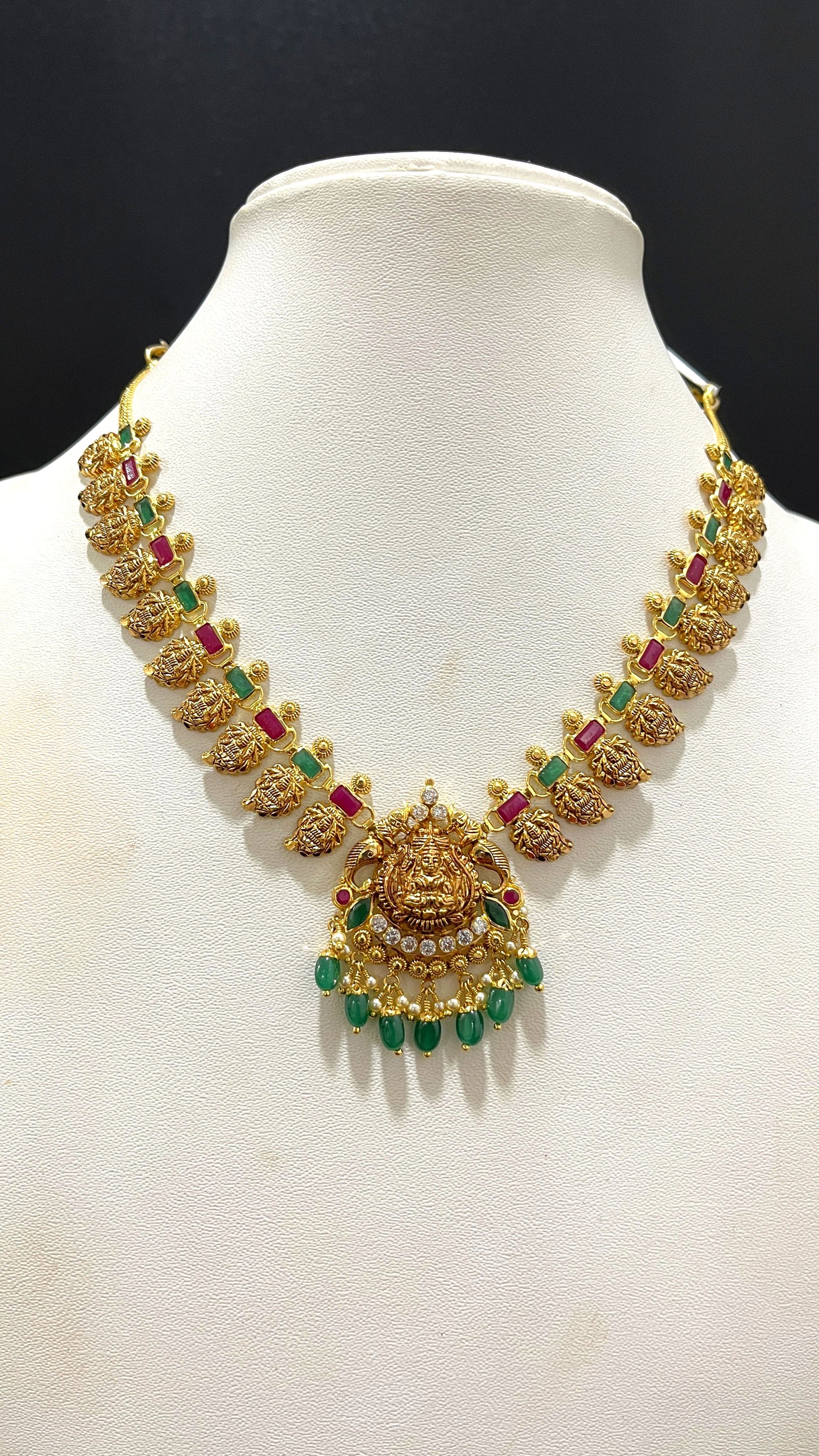Saravana Jewellers 15.35gms NECKLACE 22K Yellow Gold