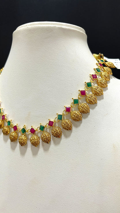 Saravana Jewellers 9.99gms NECKLACE 22K Yellow Gold