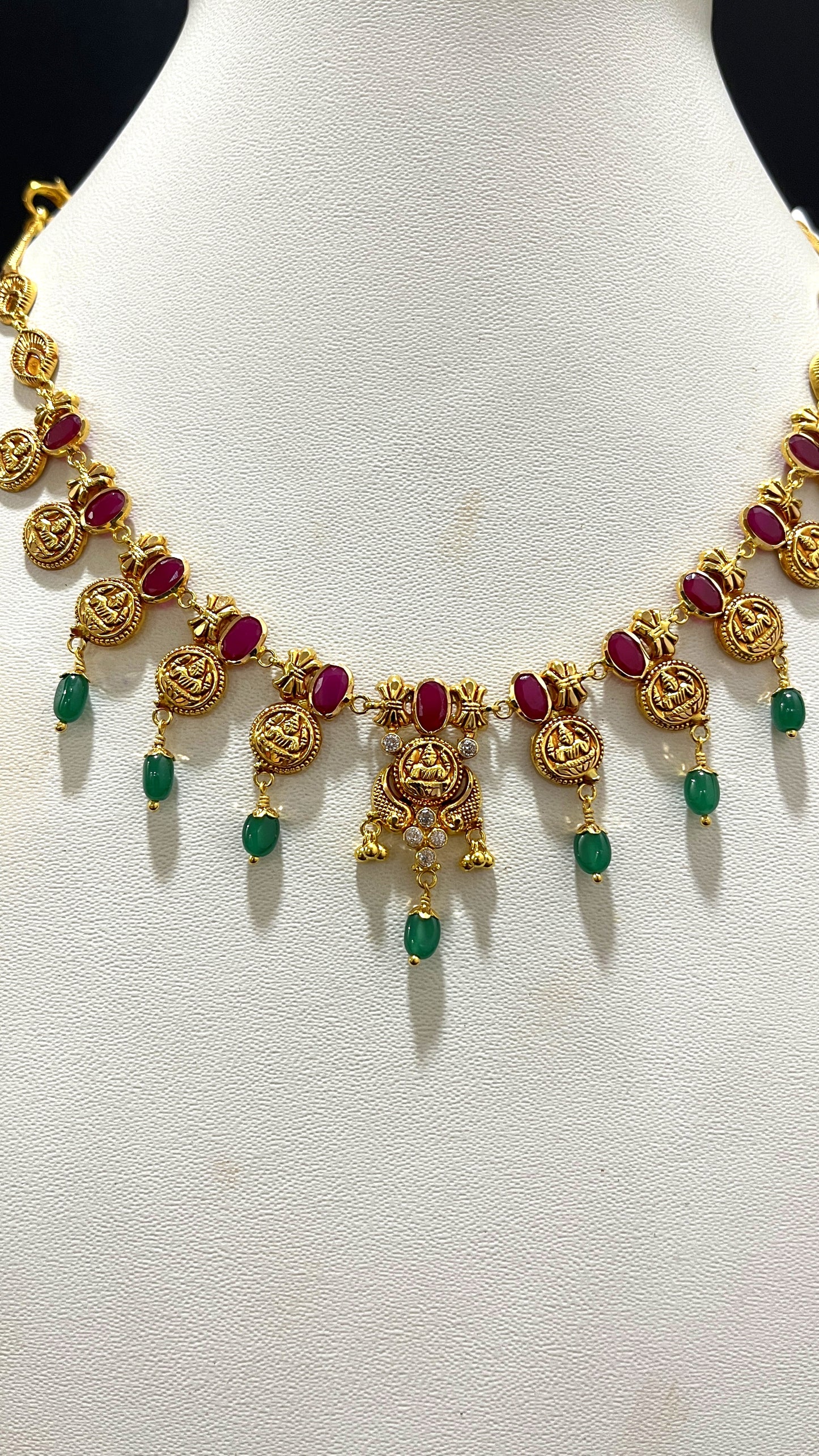 Saravana Jewellers 9.554gms NECKLACE 22K Yellow Gold