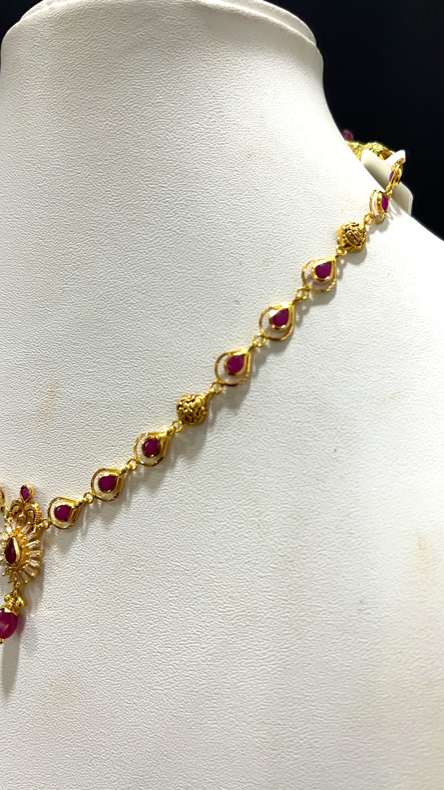 Saravana Jewellers 6.854gms NECKLACE 22K Yellow Gold
