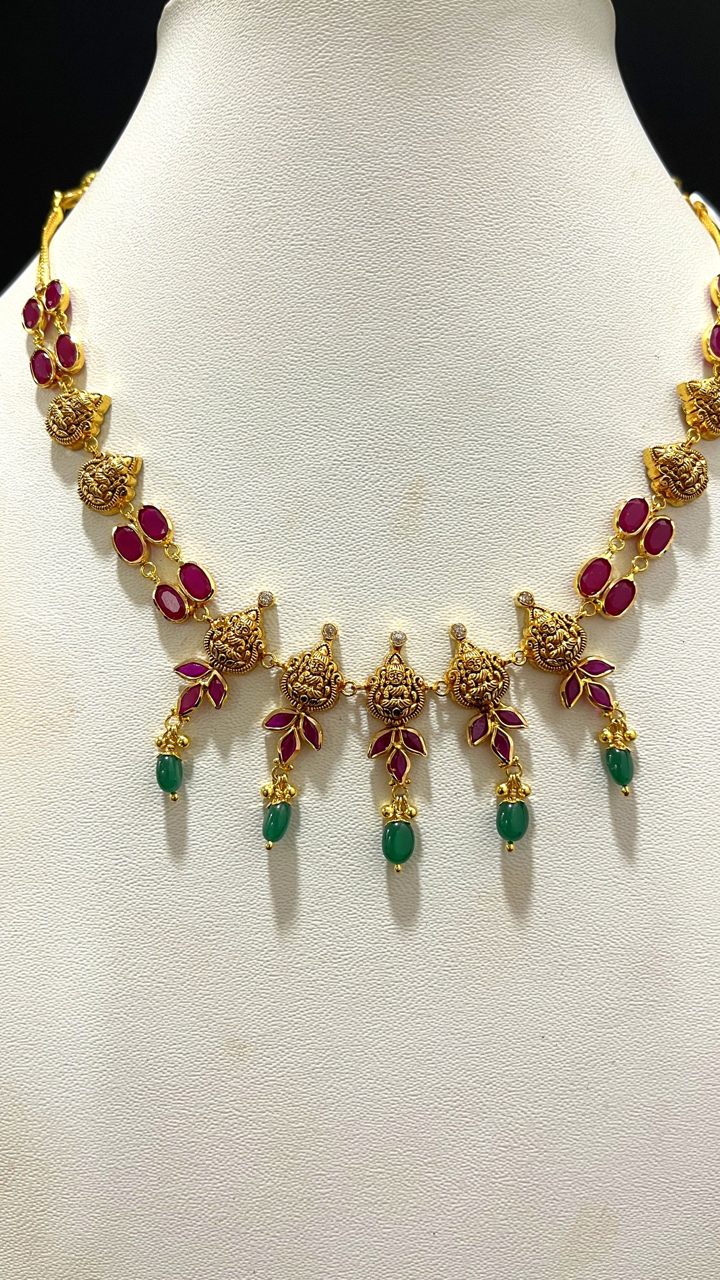 Saravana Jewellers 9.276gms NECKLACE 22K Yellow Gold