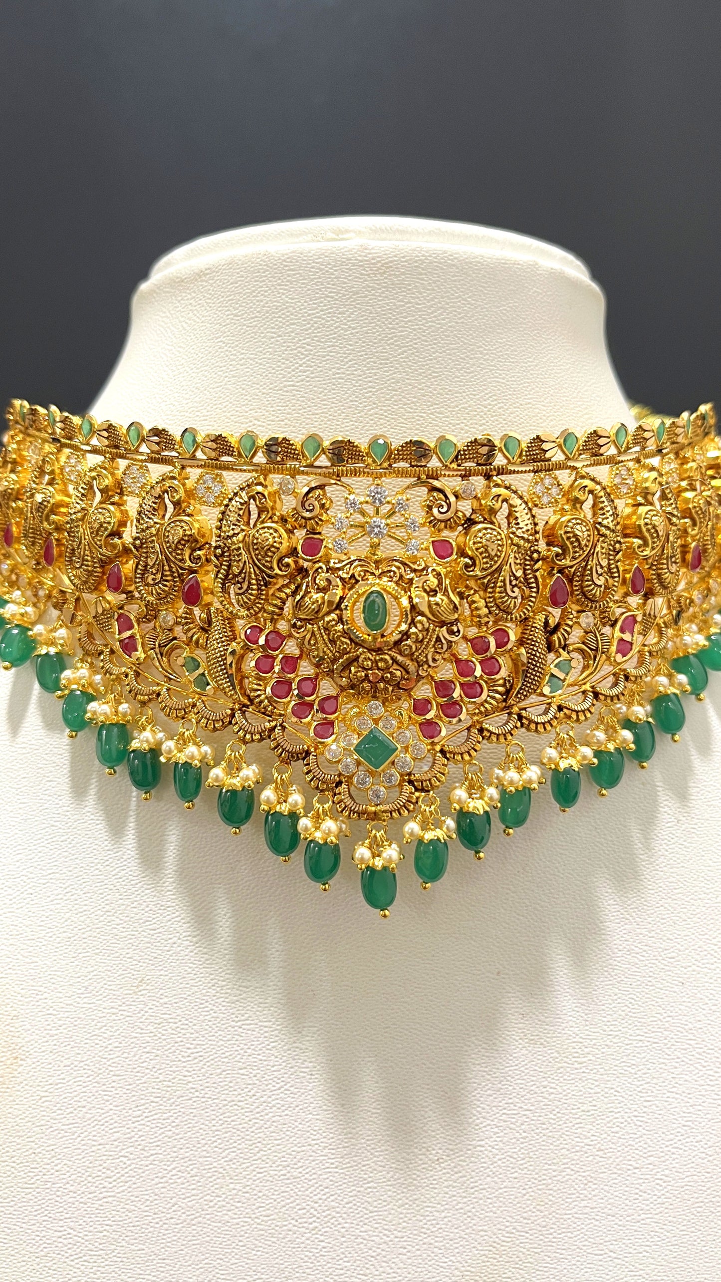 Saravana Jewellers 26.534gms CHOKER 22K Yellow Gold